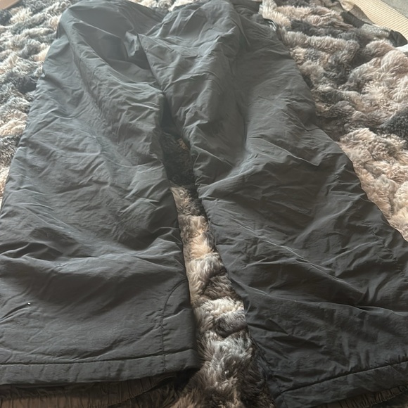 Snow pants - Picture 3 of 3